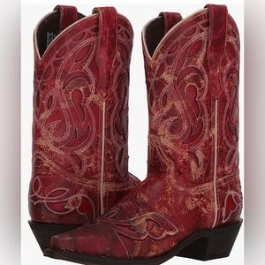 LAREDO women’s red No More Drama underlay snip toe cowgirl boot.